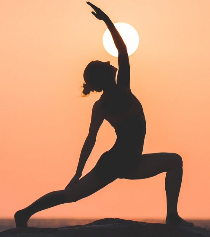 Perché praticare lo yoga potrebbe rappresentare una delle migliori decisioni